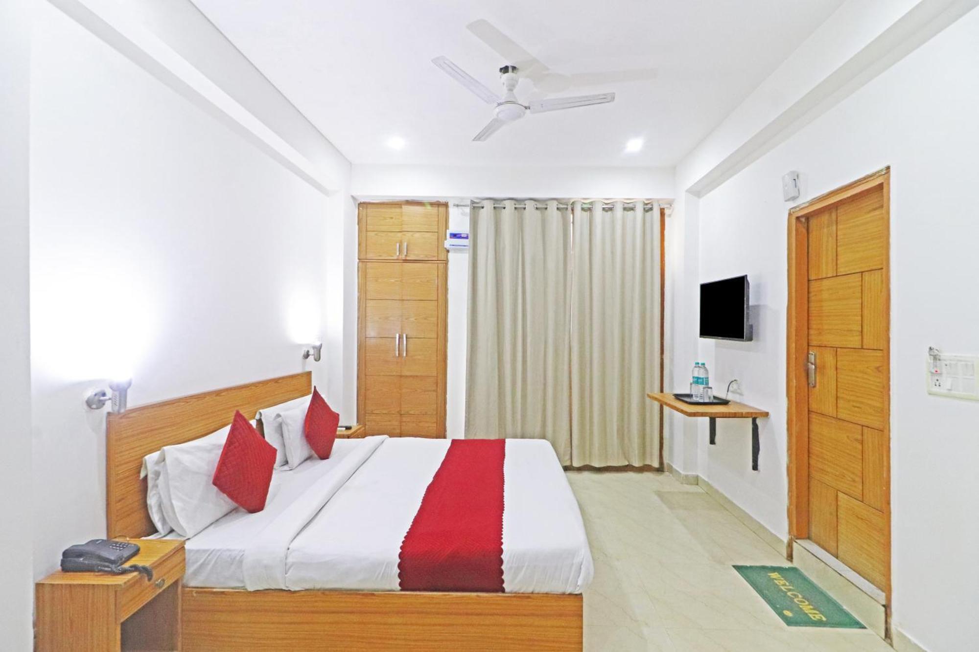 Hotel Trendy Residency - Couple Friendly Hotel Nové Dillí Exteriér fotografie