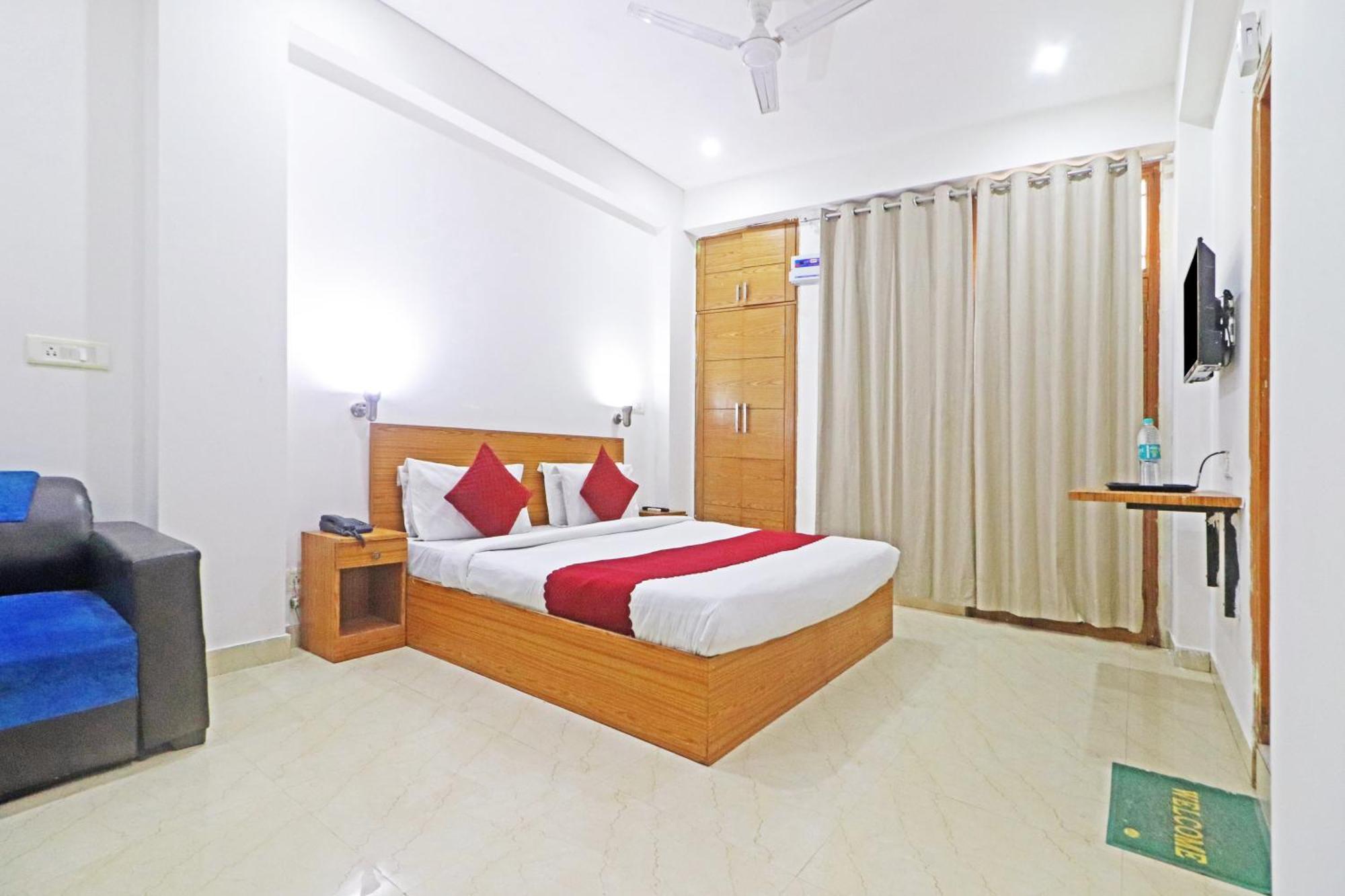 Hotel Trendy Residency - Couple Friendly Hotel Nové Dillí Exteriér fotografie