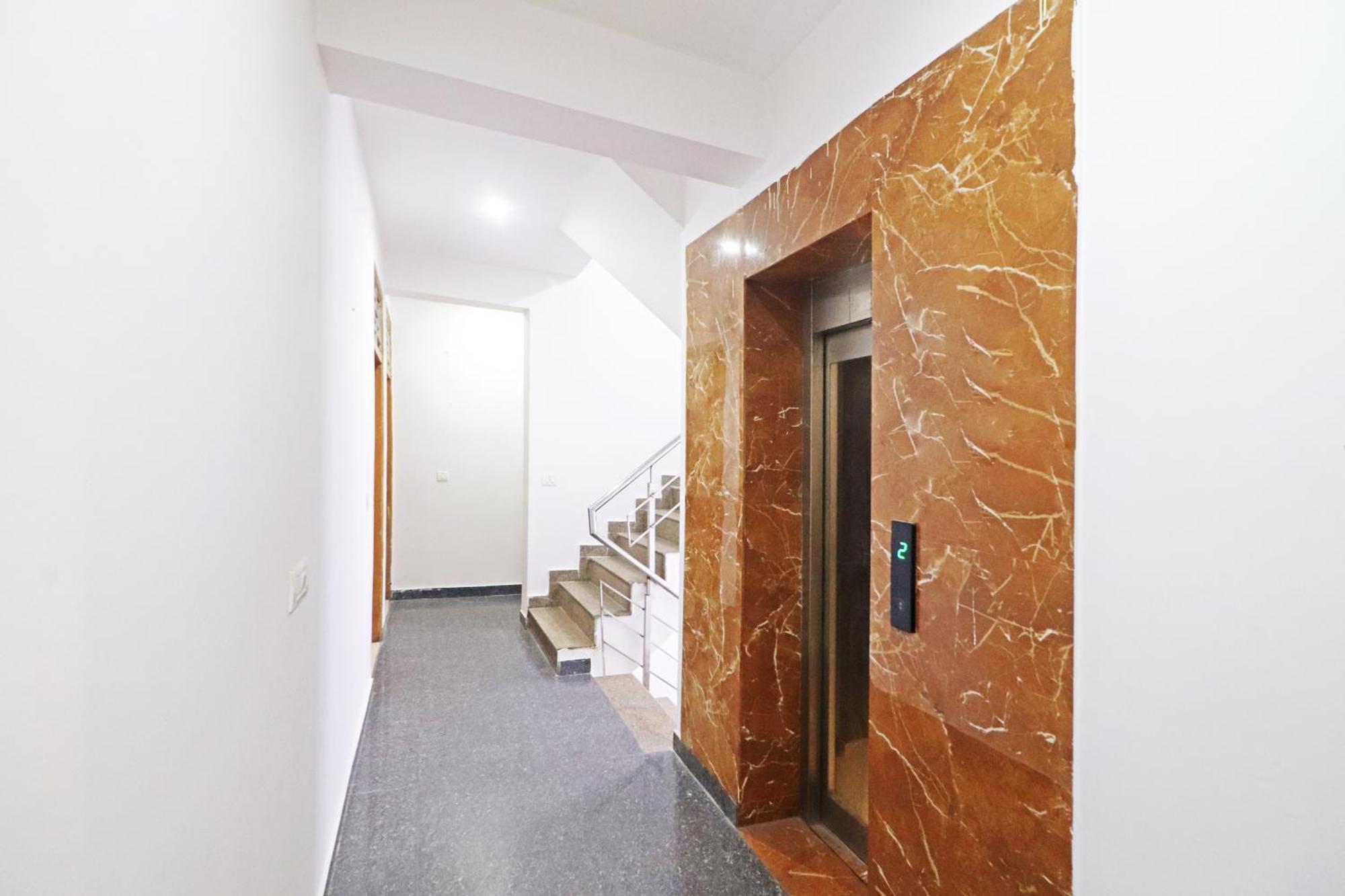 Hotel Trendy Residency - Couple Friendly Hotel Nové Dillí Exteriér fotografie